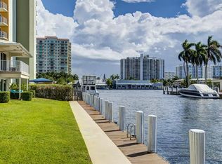 2866 NE 30th St APT 6, Fort Lauderdale, FL 33306
