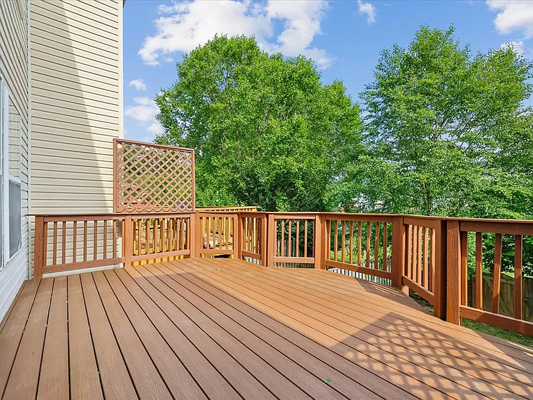 4616 Ripley Manor Ter — Photo 8