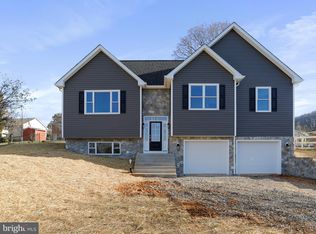 4 Beau Ln, Front Royal, VA 22630