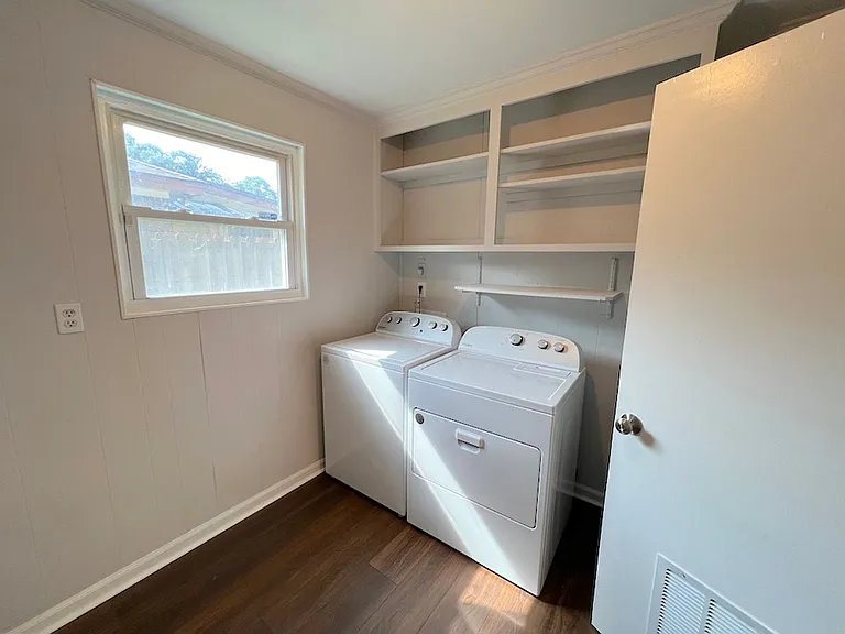 123 Davidson Ave — Photo 18
