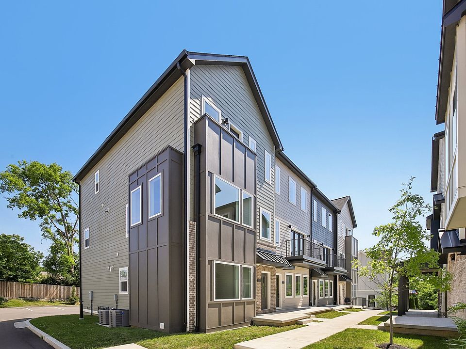 1st image of 6124 Robertson Ave #12