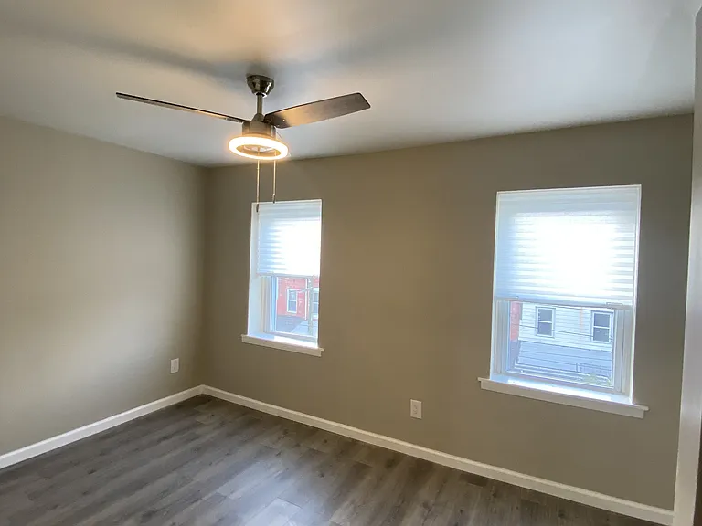 655 N 33rd St #2 — Photo 29
