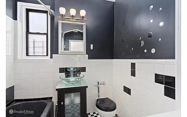 Sold by Douglas Elliman | media 14