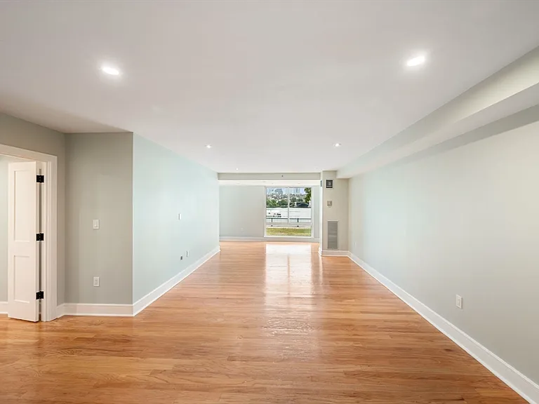 75-83 Cambridge Pkwy #101 — Photo 9