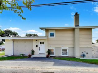 3 W White Oak St, Arlington Heights, IL 60005
