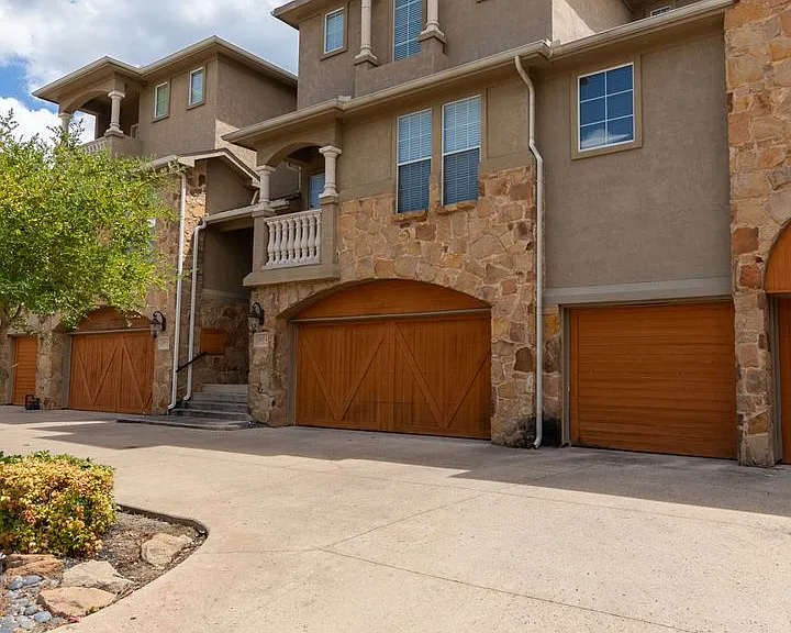 2645 Villa Di Lago Dr #4 — Photo 1