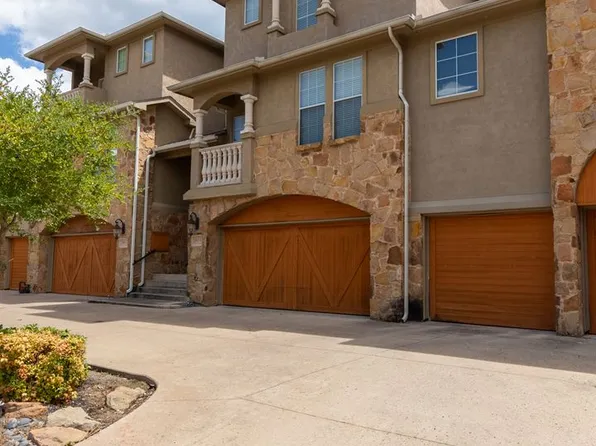 2645 Villa Di Lago Dr #4, Grand Prairie, TX 75054