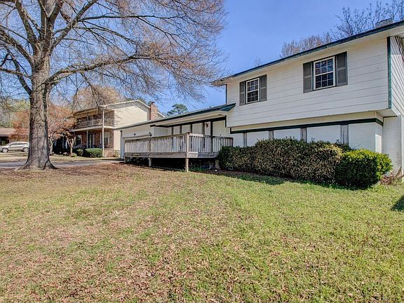 2nd image of 61 Cardinal Valley Dr