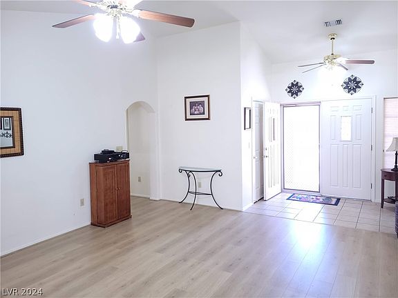 5th image of 10004 Woodhouse Dr