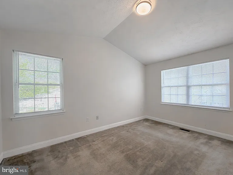 46231 Sylvan Ct — Photo 30