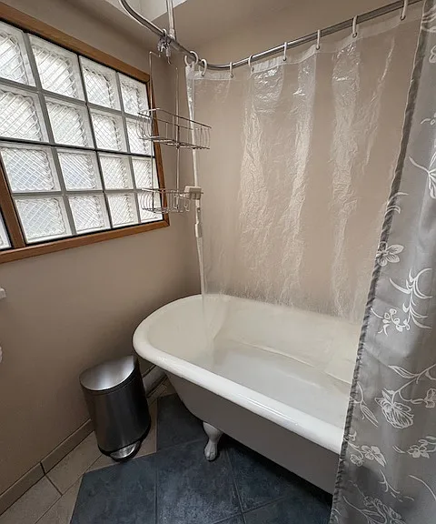 1252 Basswood Ave #1 — Photo 18