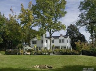 431 Split Rock Rd, Syosset, NY 11791