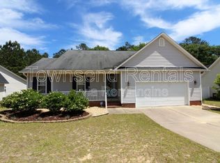 4401 Clifton Dr, Hope Mills, NC 28348
