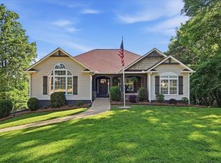 24 Carriage Dr, Greer, SC 29651