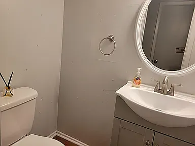 Bathroom downstairs