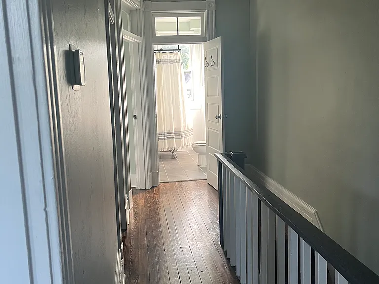619 N 33rd St — Photo 14