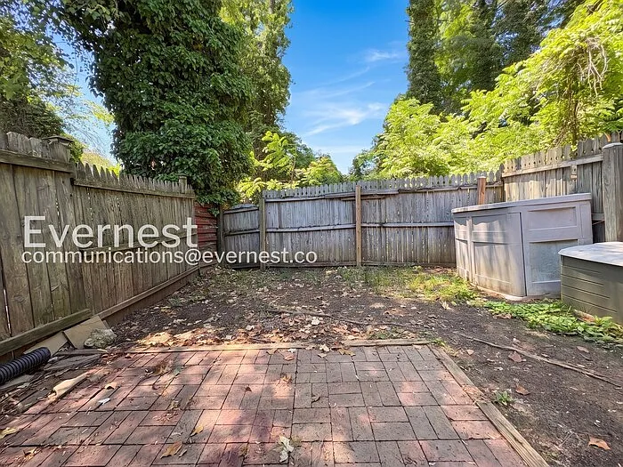 14806 Bryan Ct — Photo 23