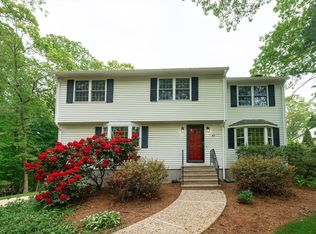 69 Stonybrook Dr, Holliston, MA 01746