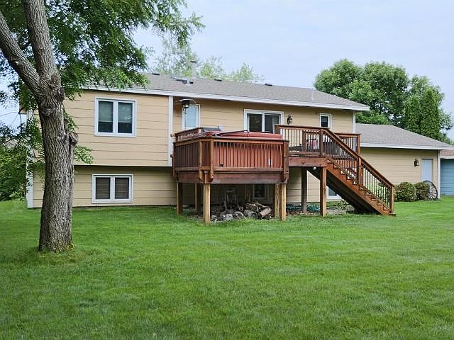 2nd image of 17440 Goldenview Ave