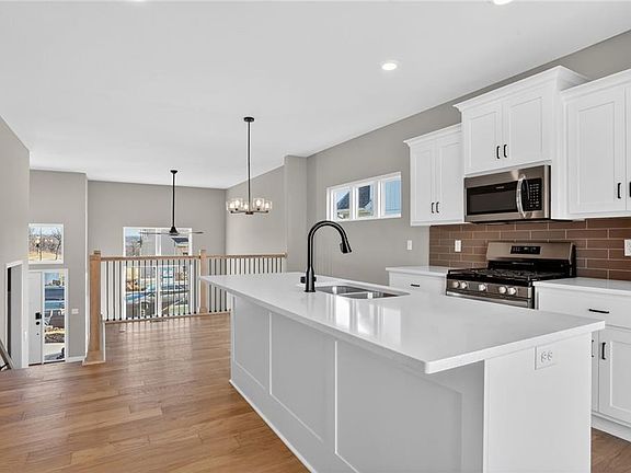 5th image of 16195 Ryan Cir