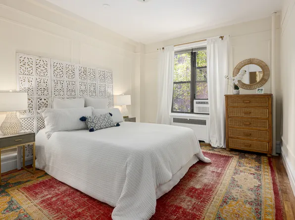 55 West 95th Street image 5 of 9