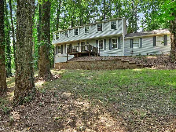 2nd image of 102 Brook Ct