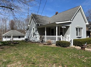 606 N Main St, Carthage, IN 46115