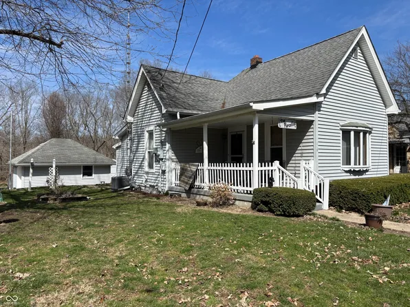 606 N Main St, Carthage, IN 46115