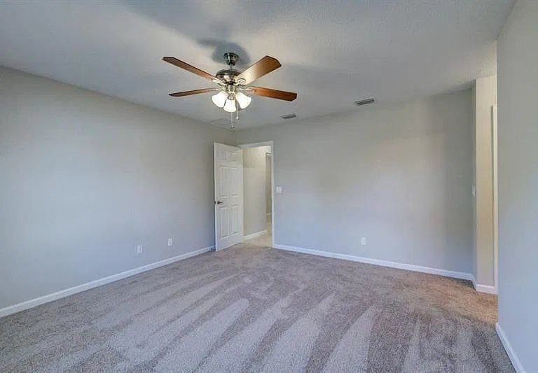 1755 SW Cannon Ave — Photo 6
