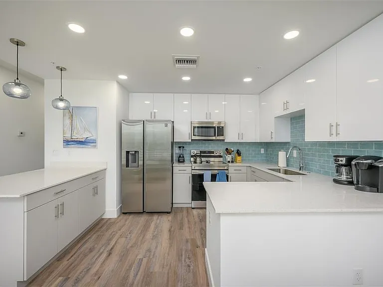 1703 N Tamiami Trl #207 — Photo 12
