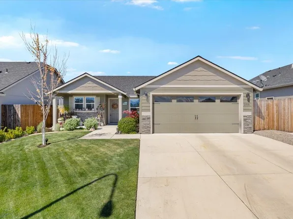 3591 Durst St, Medford, OR 97504