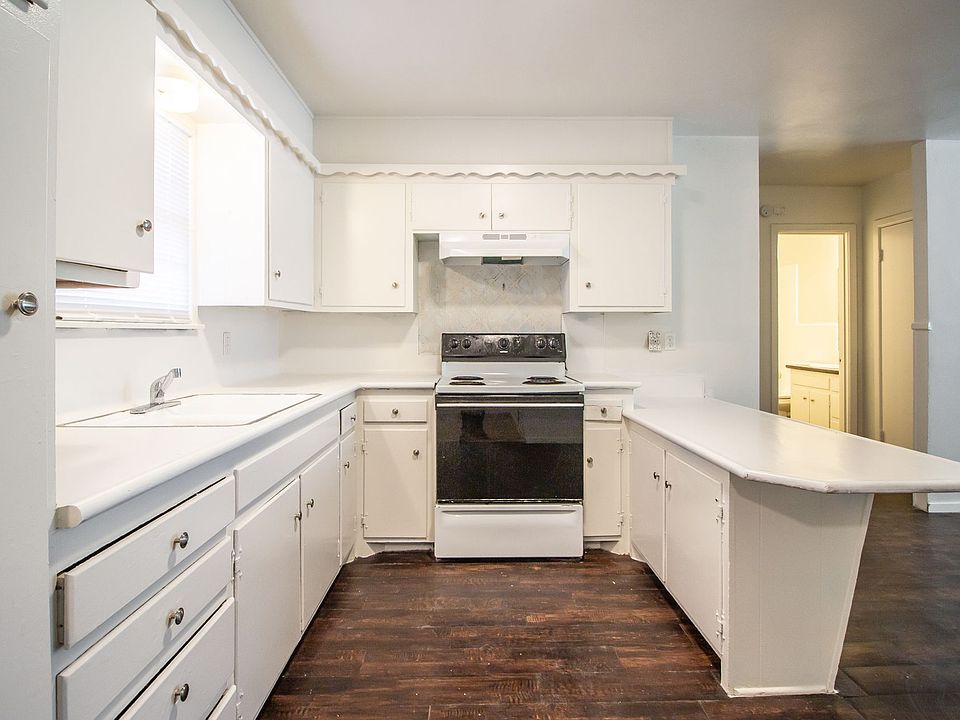 1st image of 2324 62nd St #A