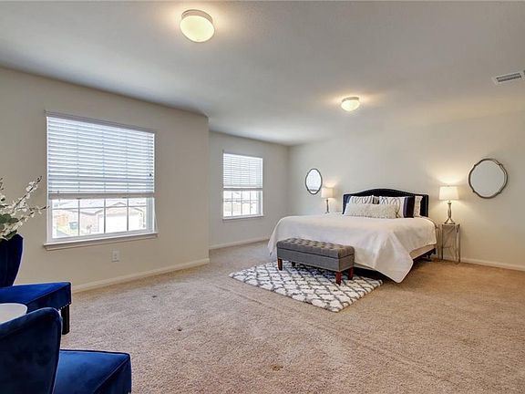 4th image of 1413 Breanna Ln