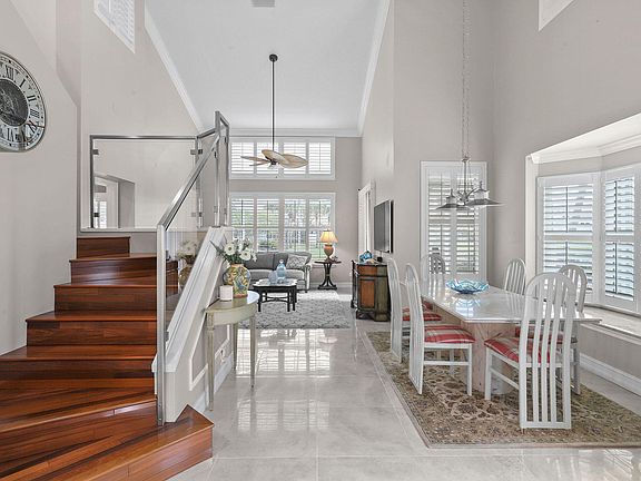 3rd image of 2056 Windward Way