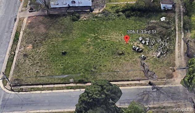 1st image of 308 E 33rd St