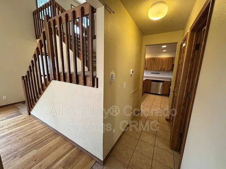 380 Ponderosa Ln — Photo 11