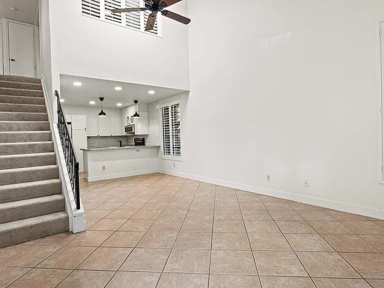 1717 E Union Hills Dr #1035 — Photo 4