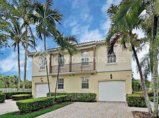 495 Capistrano Dr, Palm Beach Gardens, FL 33410