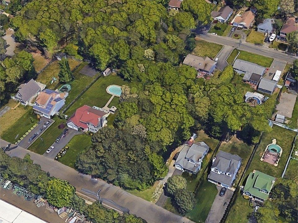 1st image of The Green