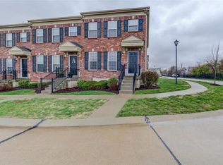 130 Willott Square Dr, Saint Peters, MO 63376