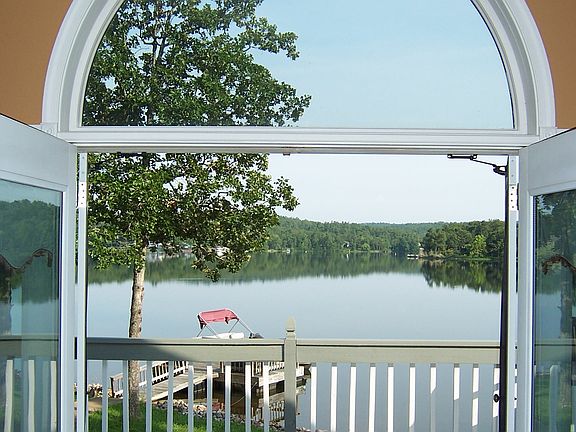 3rd image of 11 Keosauqua Dr
