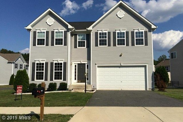 1st image of 1013 River Walk St
