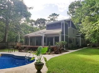 401 Ravenswood Rd, Hampstead, NC 28443