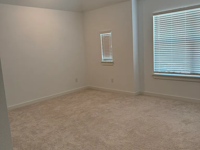 7124 Talon Bluff Dr — Photo 6