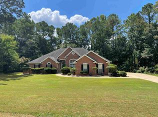 121 Cameron Pointe Dr, Lagrange, GA 30240