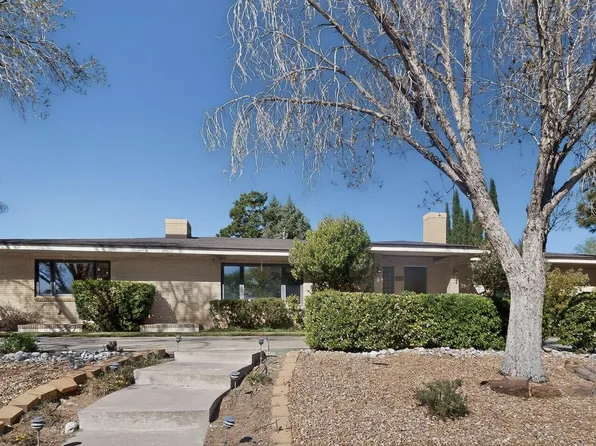 525 Sierra Dr SE, Albuquerque, NM 87108