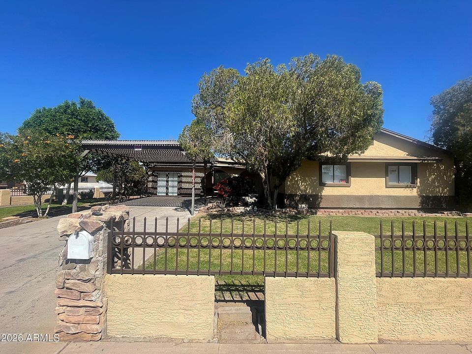 1st image of 5526 W INDIANOLA Avenue