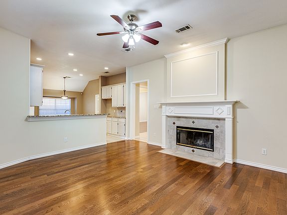 3rd image of 1509 Santa Fe Trl