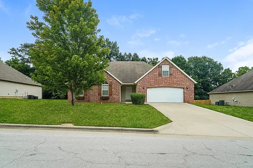 116 N Peach Brk Photo 1