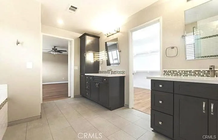 29056 Barcelona Ct — Photo 32